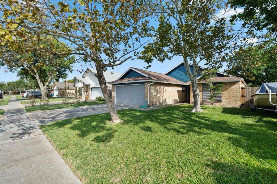 7021 Rivergate Dr Property Photo 19