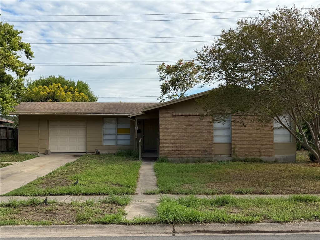 4614 Galway Dr Property Photo 1
