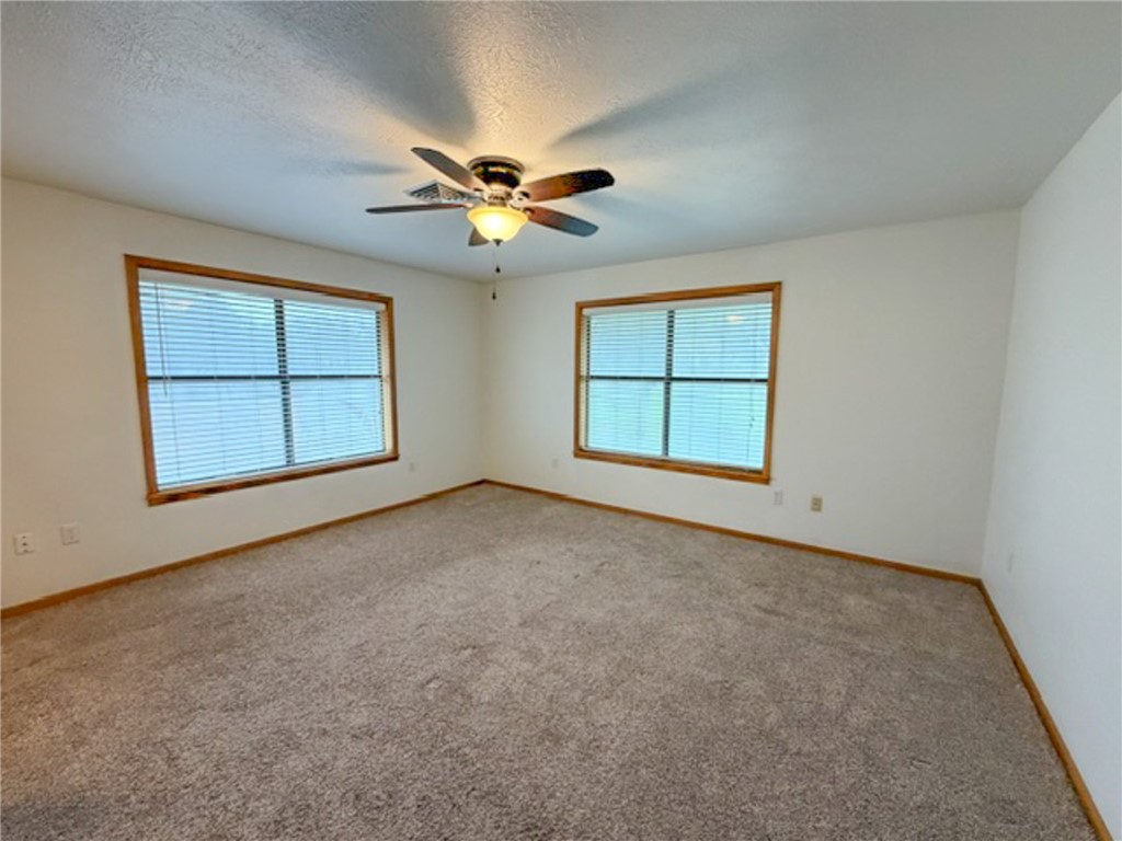 606 E Fm 628 Property Photo 13