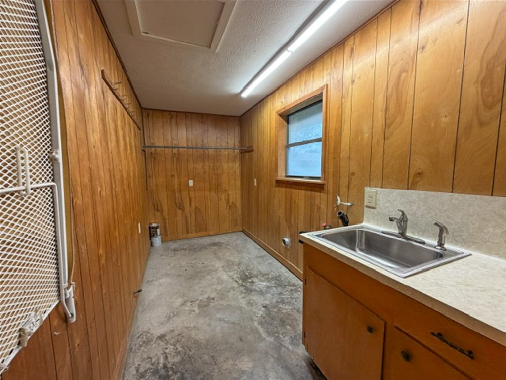 606 E Fm 628 Property Photo 24