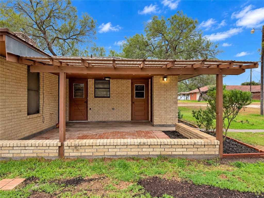 606 E Fm 628 Property Photo 28