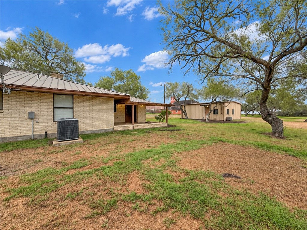606 E Fm 628 Property Photo 30