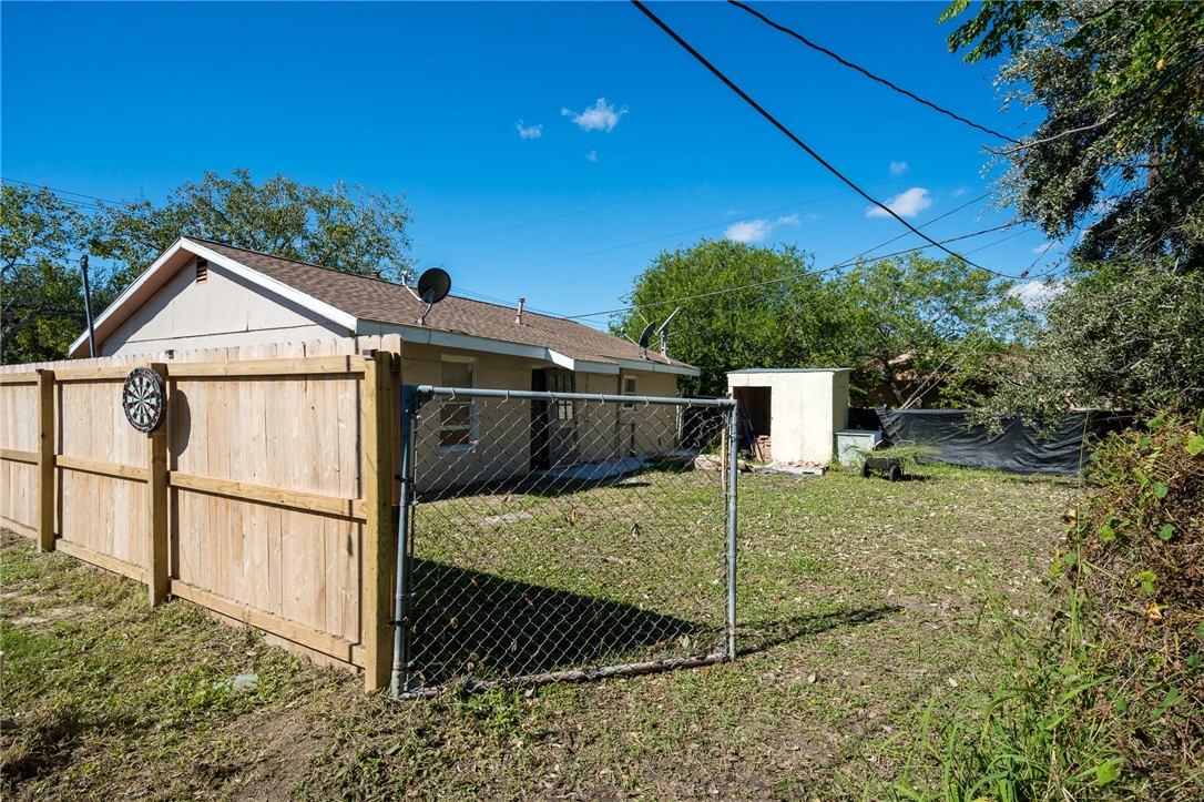 2475 Ave E E Property Photo 28