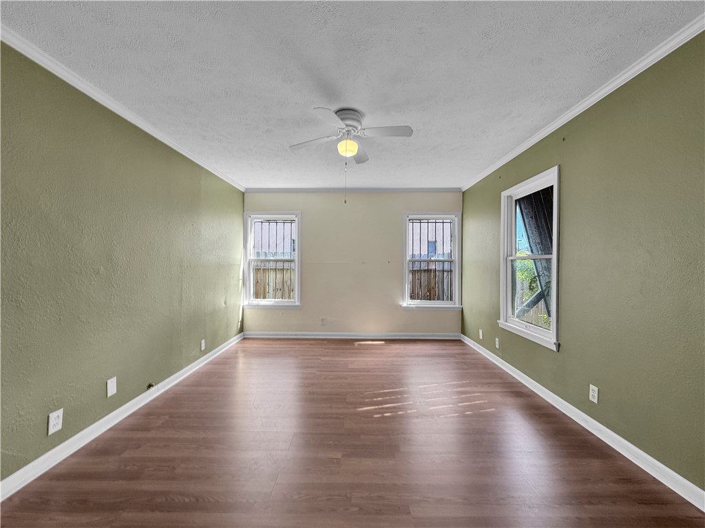 3458 S Alameda St Property Photo 19