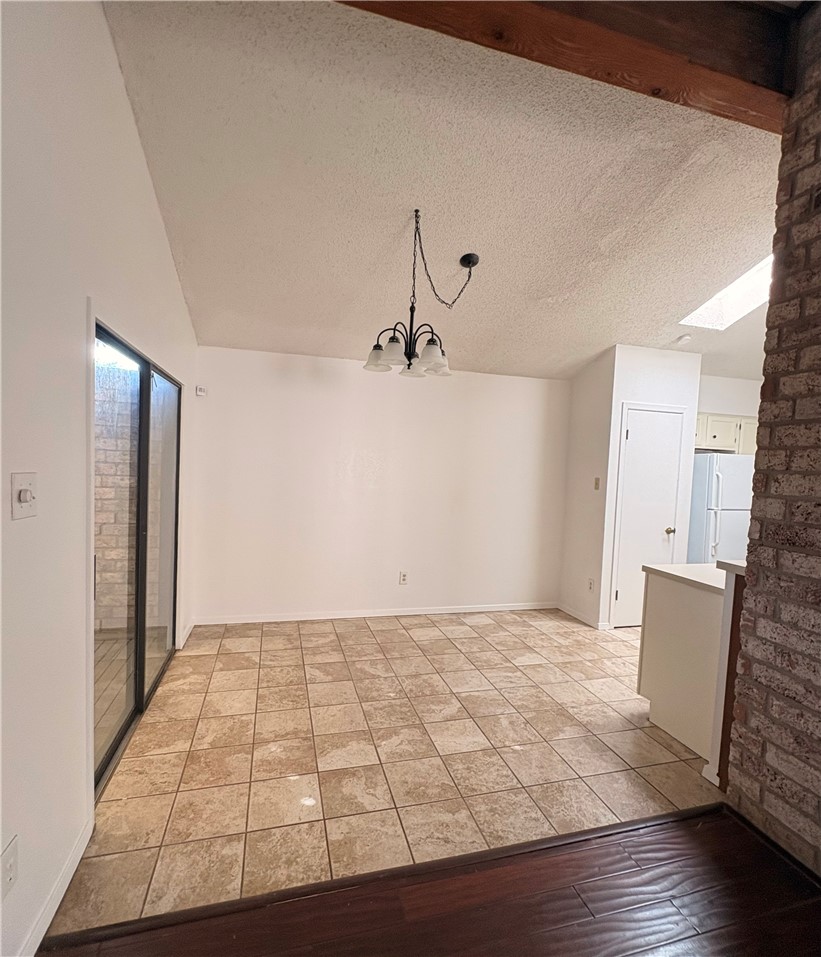 5530 Crossgate Dr N Property Photo 6