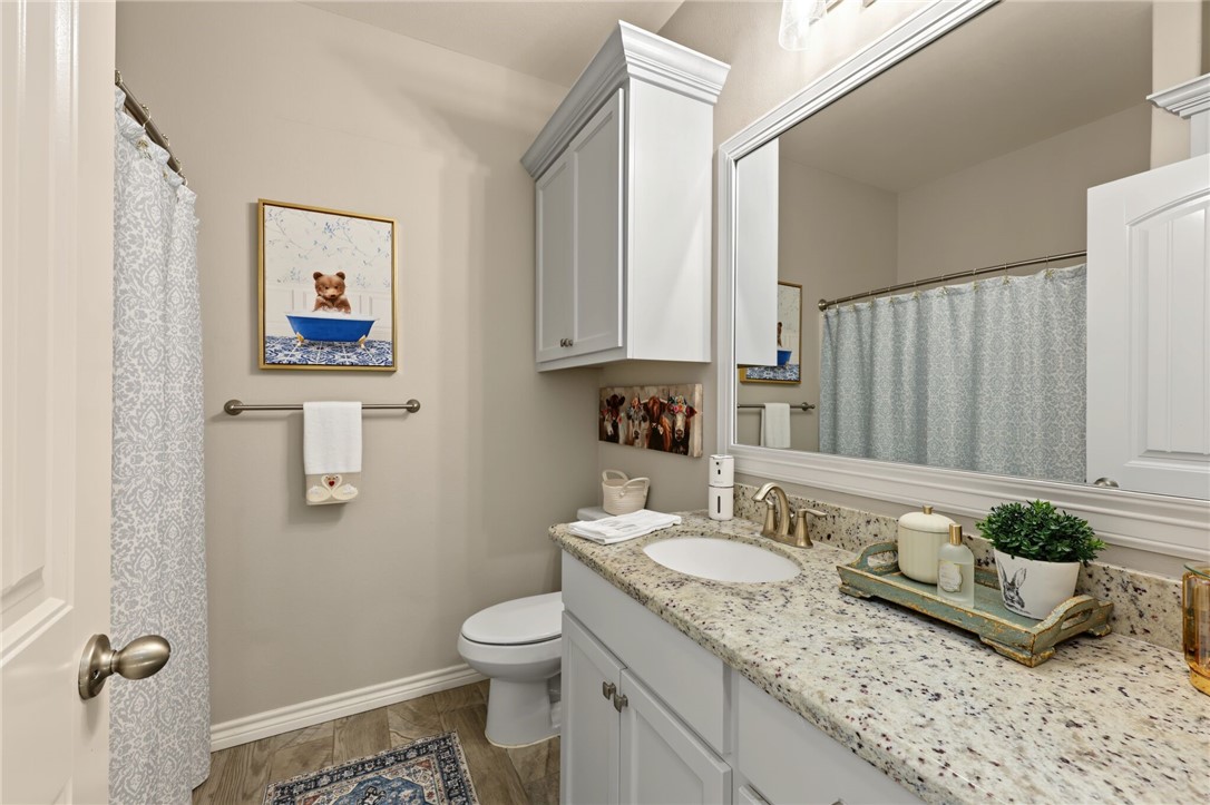 213 County Road 2101 Property Photo 22
