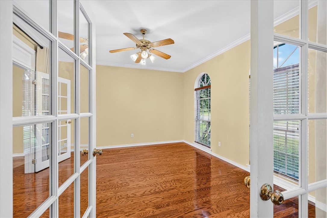7022 Dunsford Dr Property Photo 5