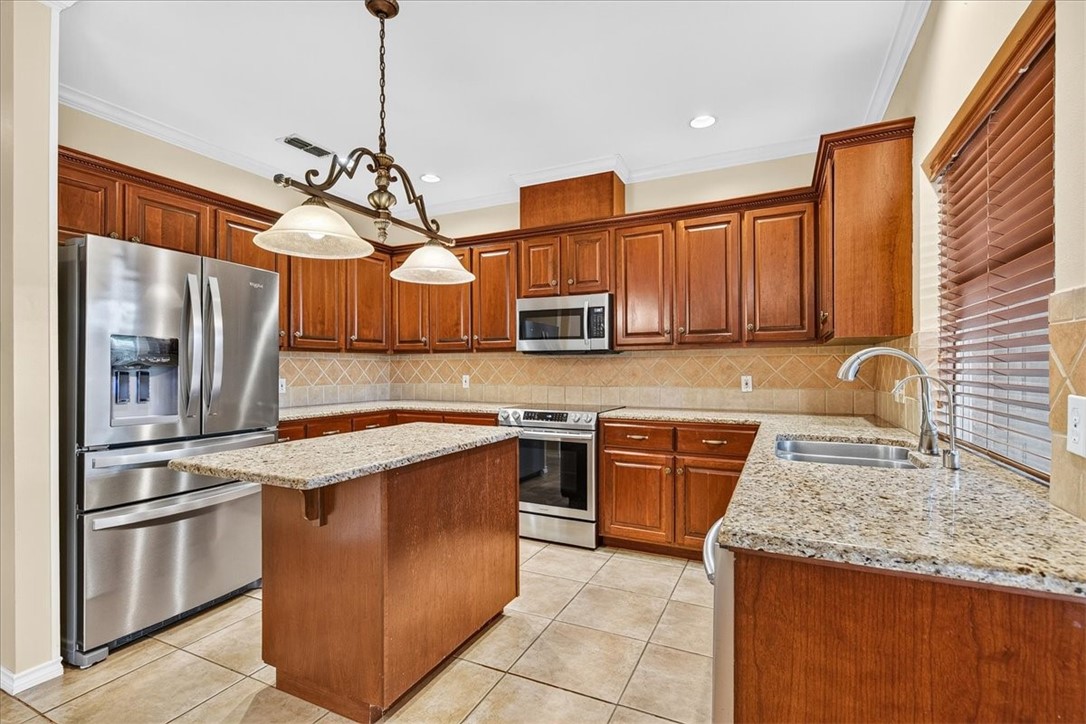 7022 Dunsford Dr Property Photo 21
