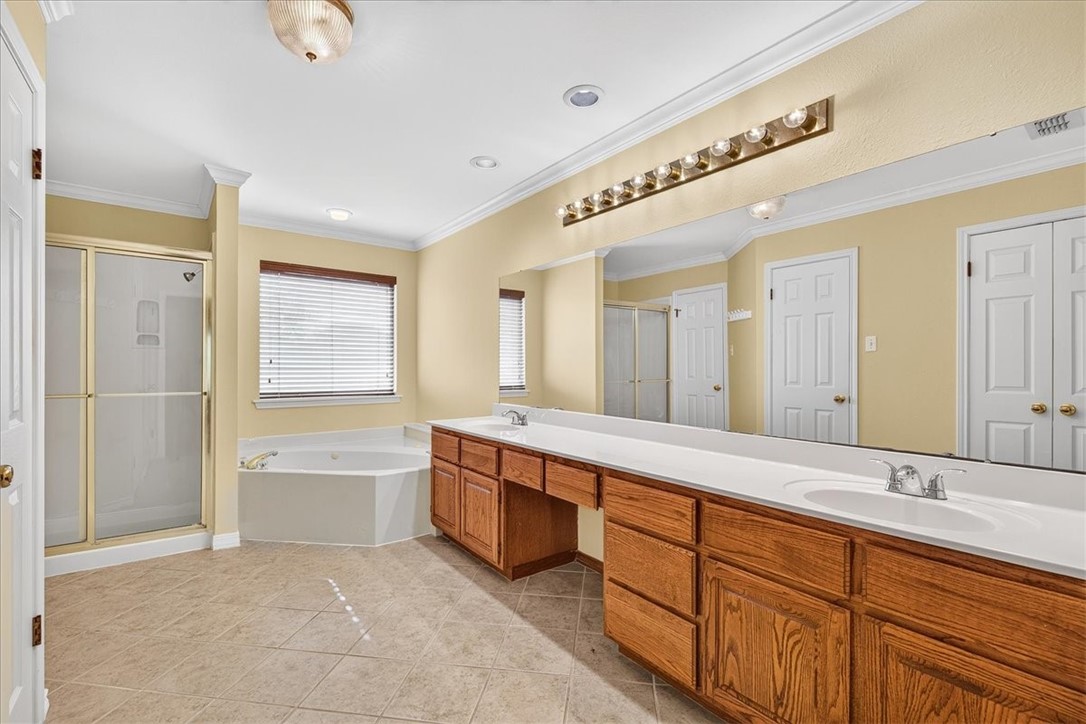 7022 Dunsford Dr Property Photo 38
