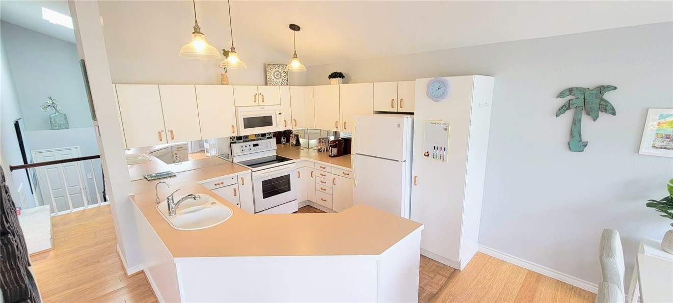 210 Oak Bay St 1003 Property Photo 11