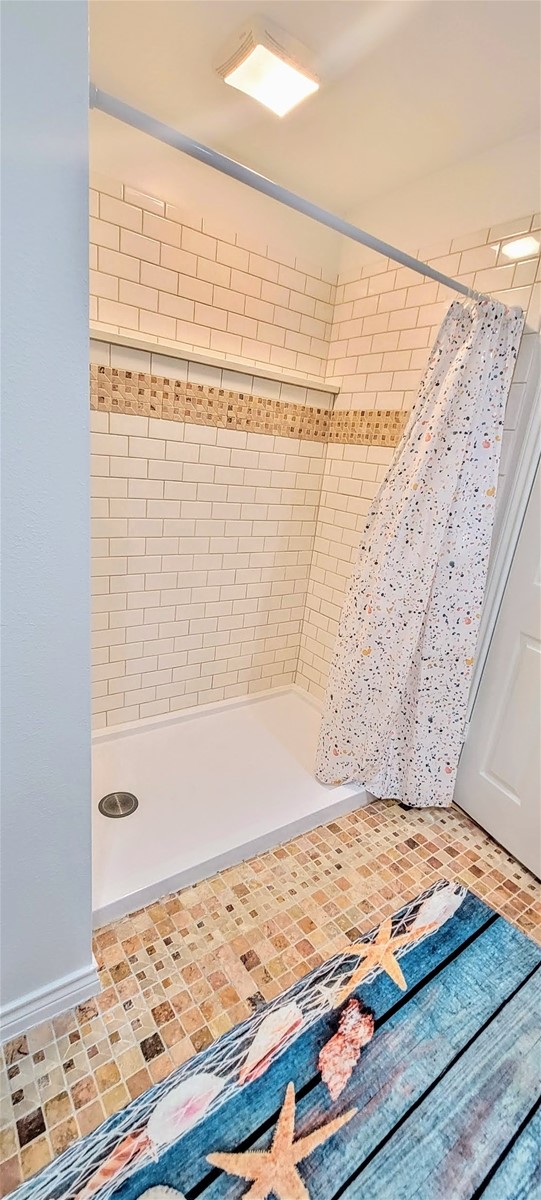 210 Oak Bay St 1003 Property Photo 26