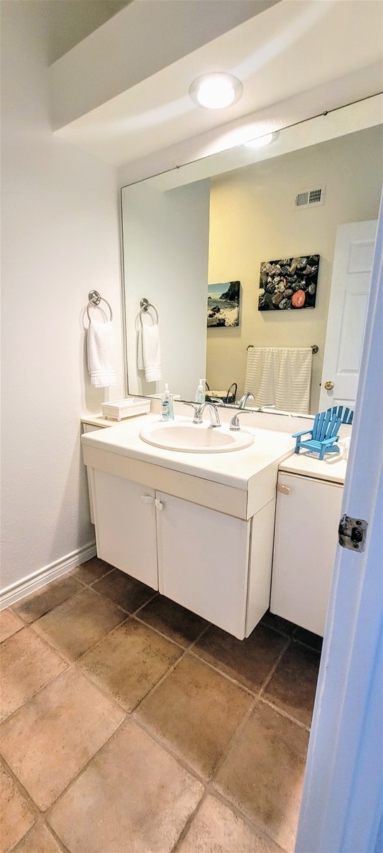 210 Oak Bay St 1003 Property Photo 34