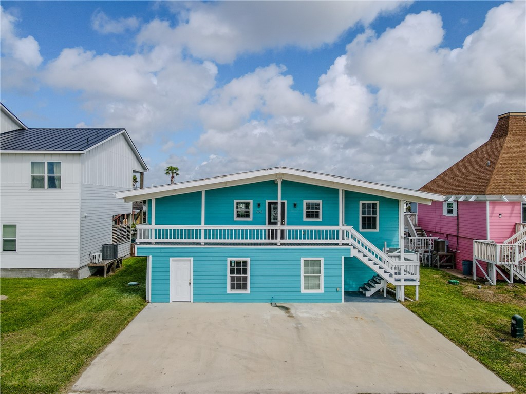 132 Port Saint Claire Property Photo 1