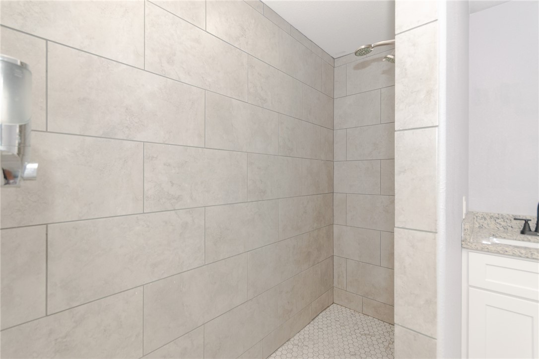 132 Port Saint Claire Property Photo 15
