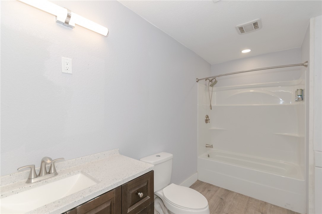 132 Port Saint Claire Property Photo 17
