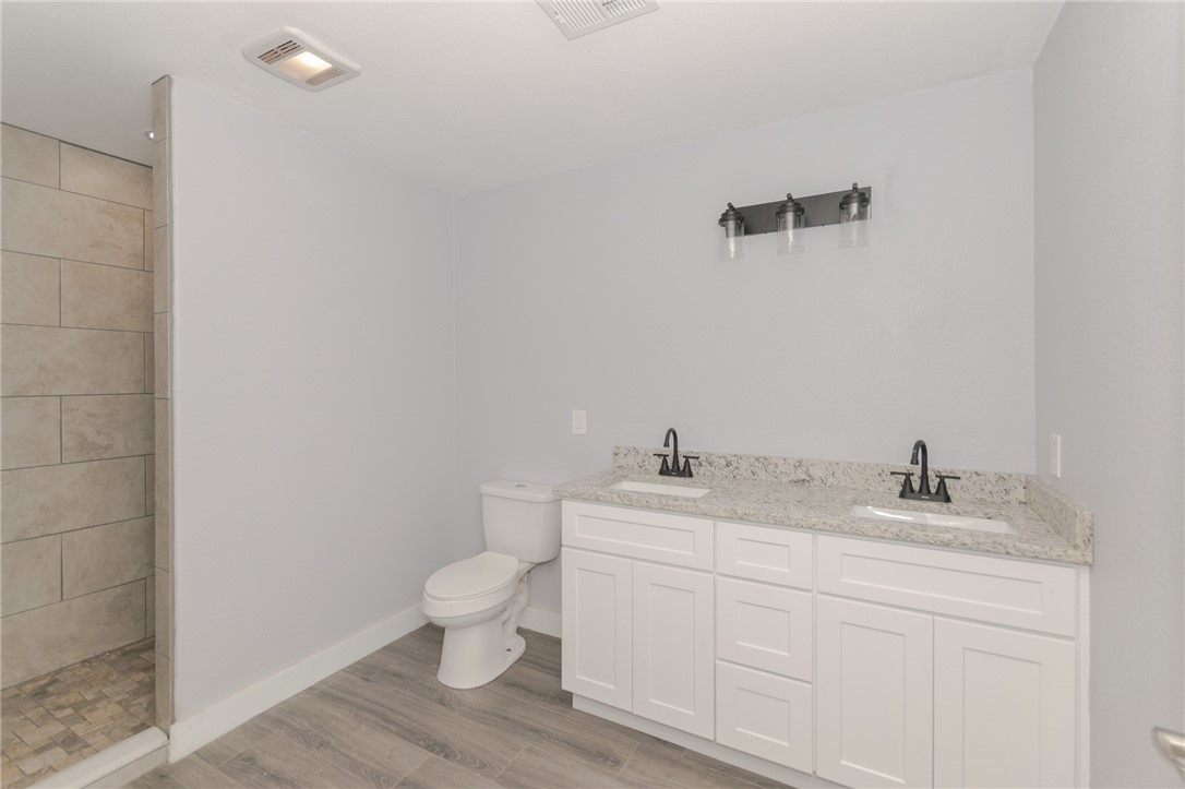 132 Port Saint Claire Property Photo 21