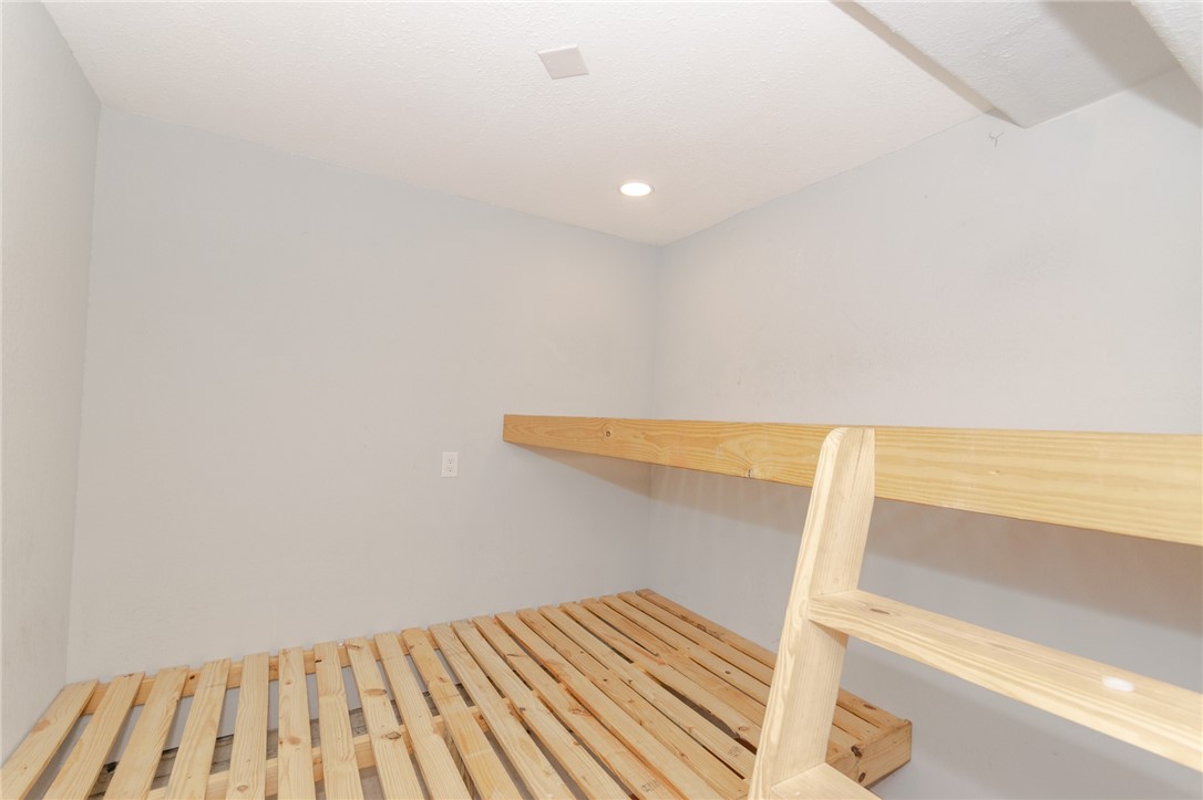 132 Port Saint Claire Property Photo 25