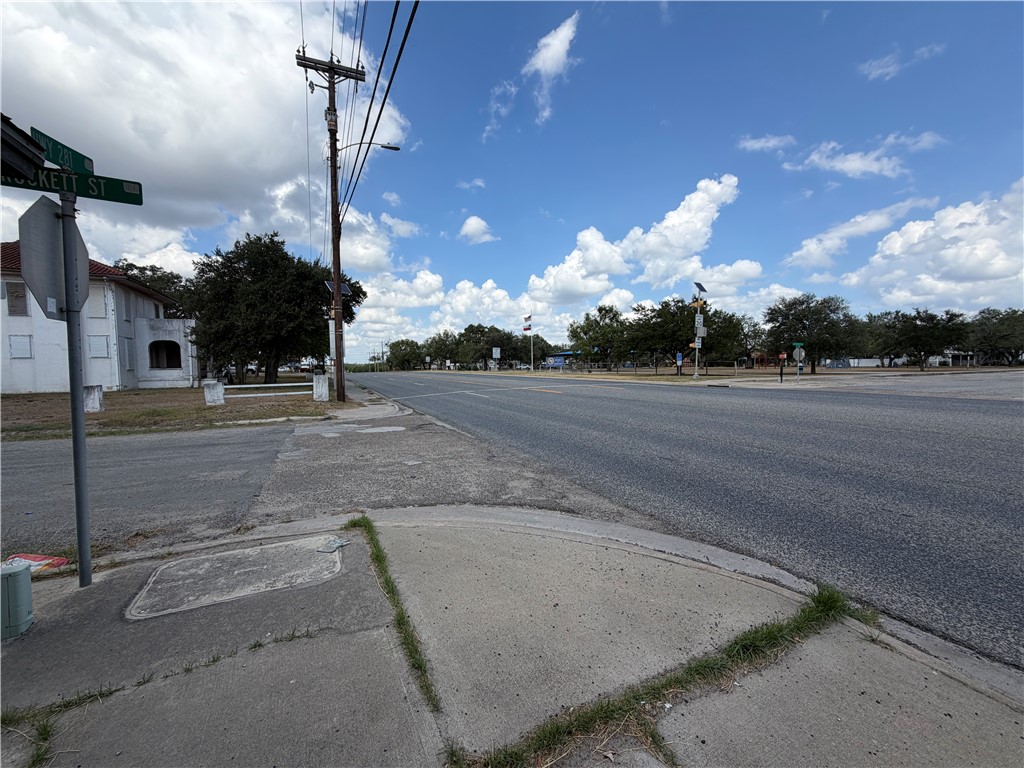 707 Nueces St Property Photo 2