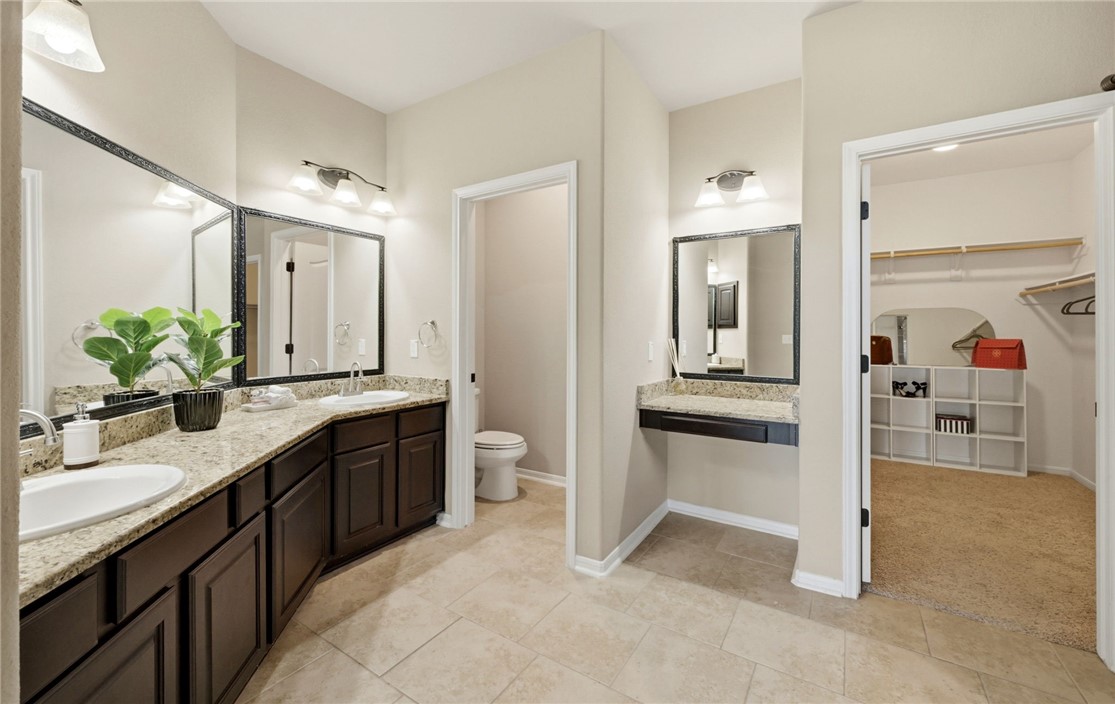 2118 Cardinales Lane Property Photo 12