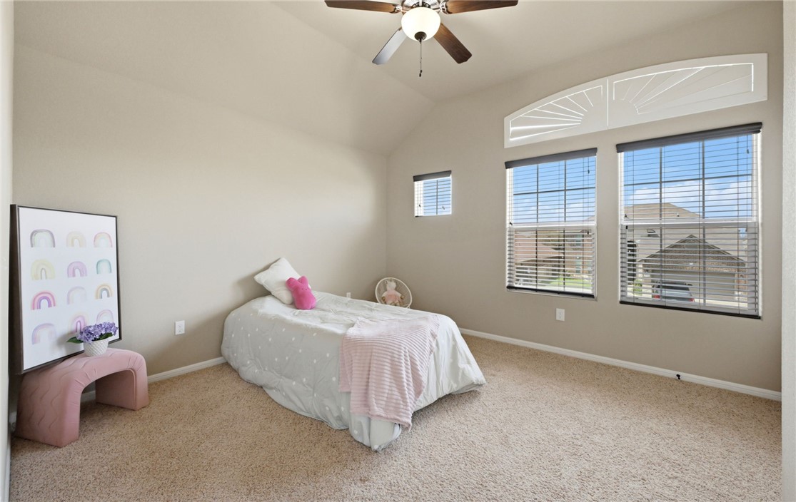 2118 Cardinales Lane Property Photo 23
