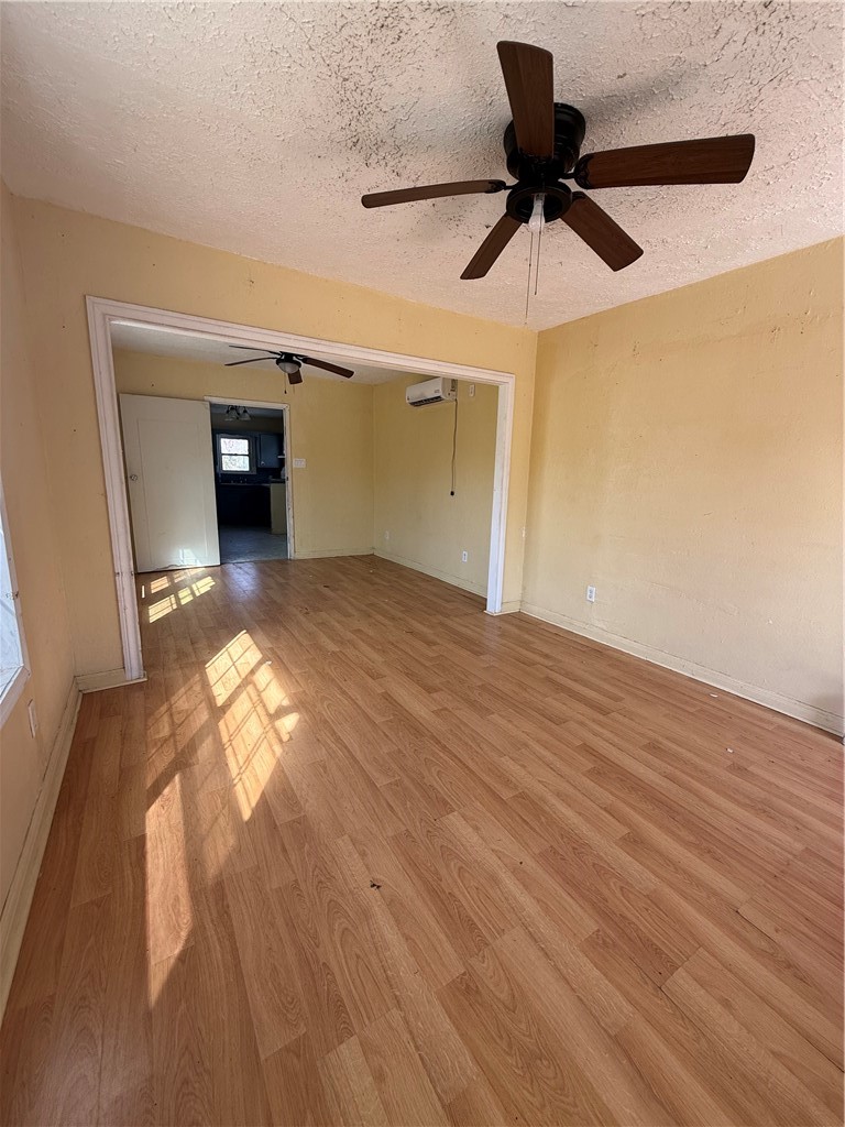 605 Duncan St Property Photo 3