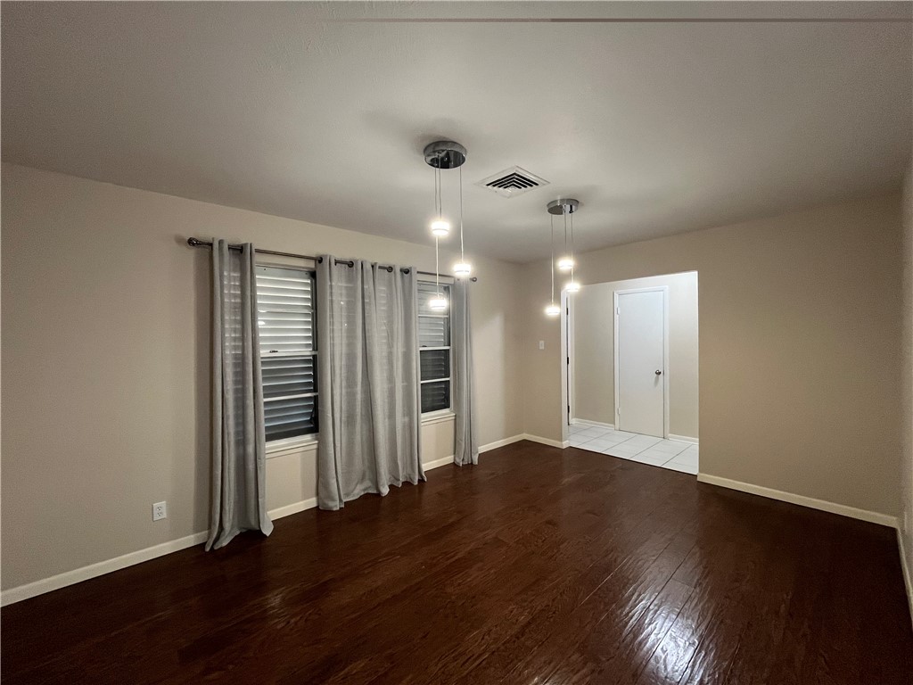4645 Cobblestone Property Photo 3