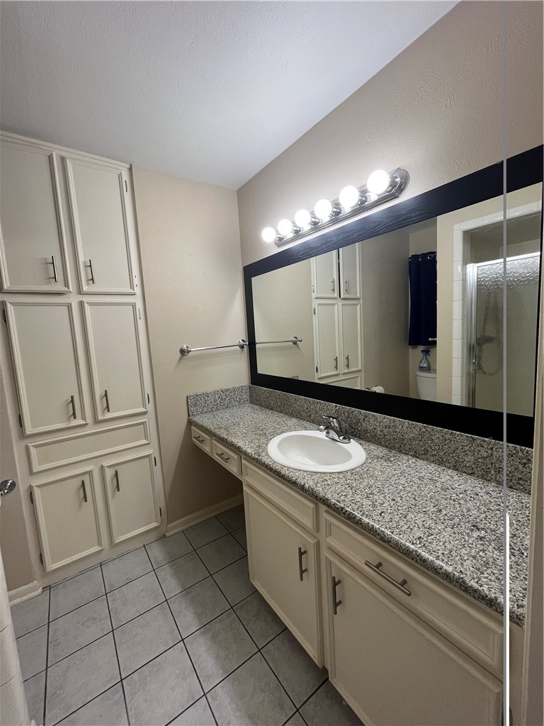 4645 Cobblestone Property Photo 9