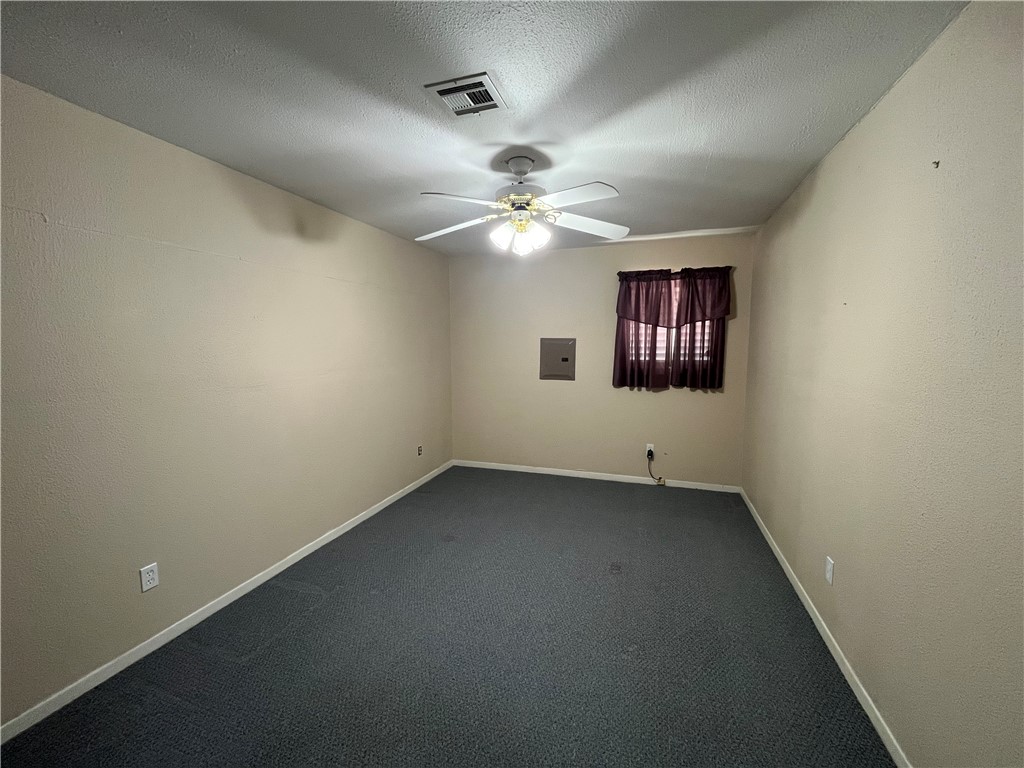 4645 Cobblestone Property Photo 11