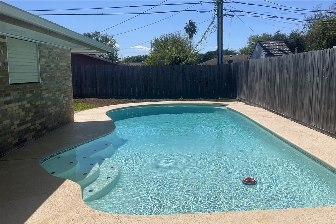 4645 Cobblestone Property Photo 14