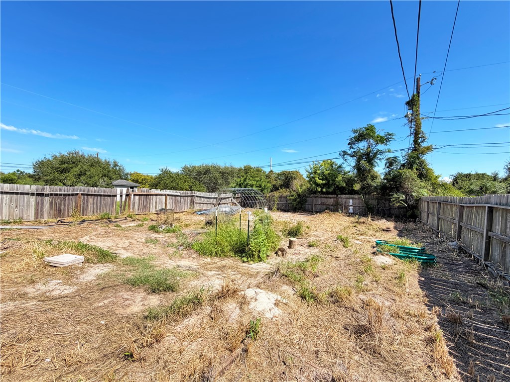 1913 Sandy Way Property Photo 14