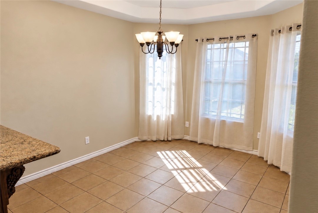 2103 Margaret Property Photo 6