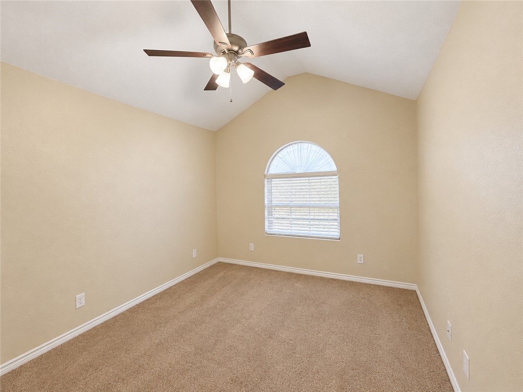 2103 Margaret Property Photo 7