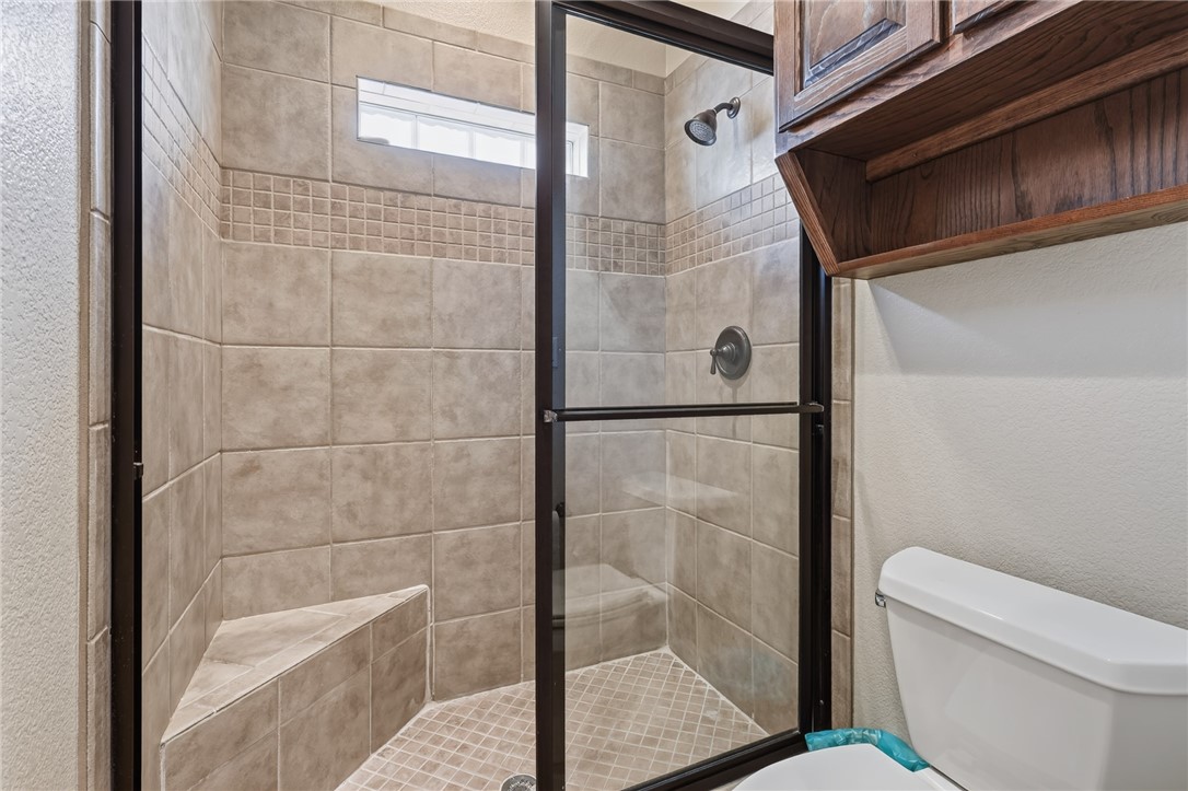 6 Saint Andrews Pl Property Photo 18