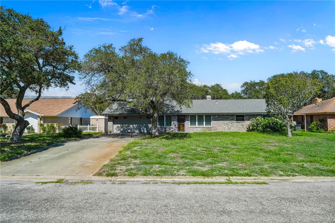 1110 W Tern Property Photo 1