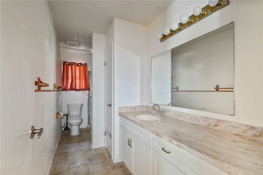 1110 W Tern Property Photo 12