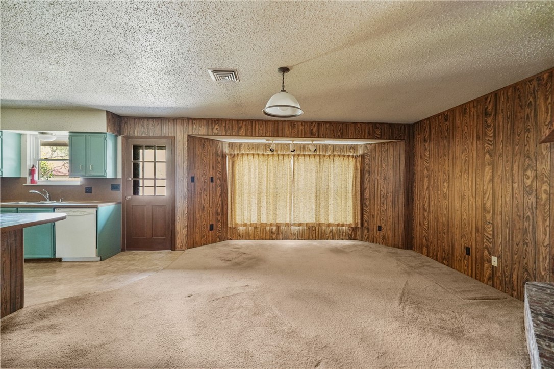 1110 W Tern Property Photo 16