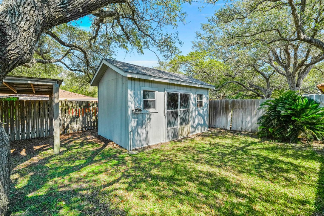1110 W Tern Property Photo 31