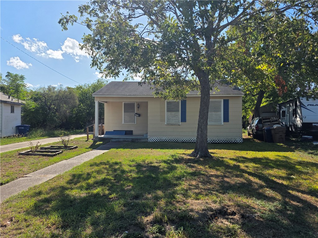 1513 Fern St Property Photo 1