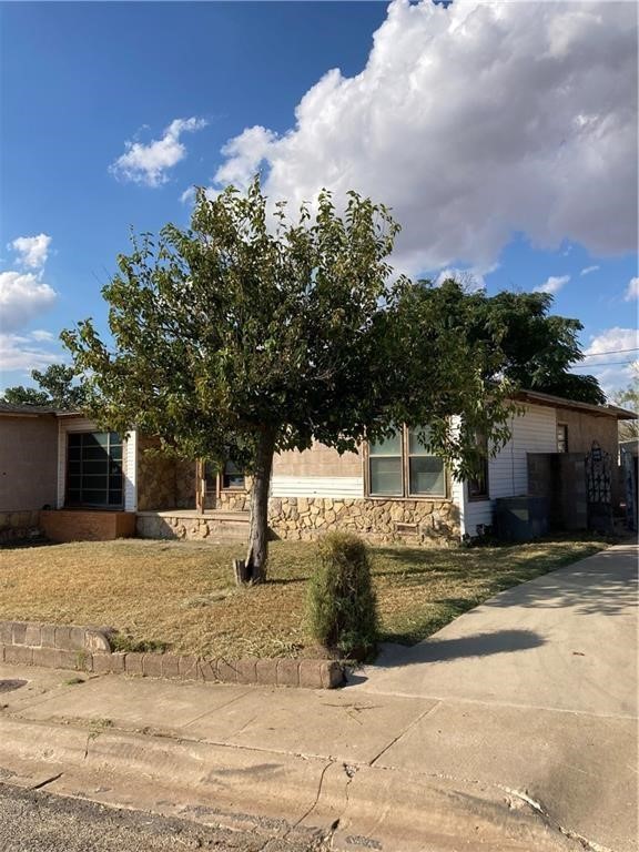 607 Caylor Property Photo 2