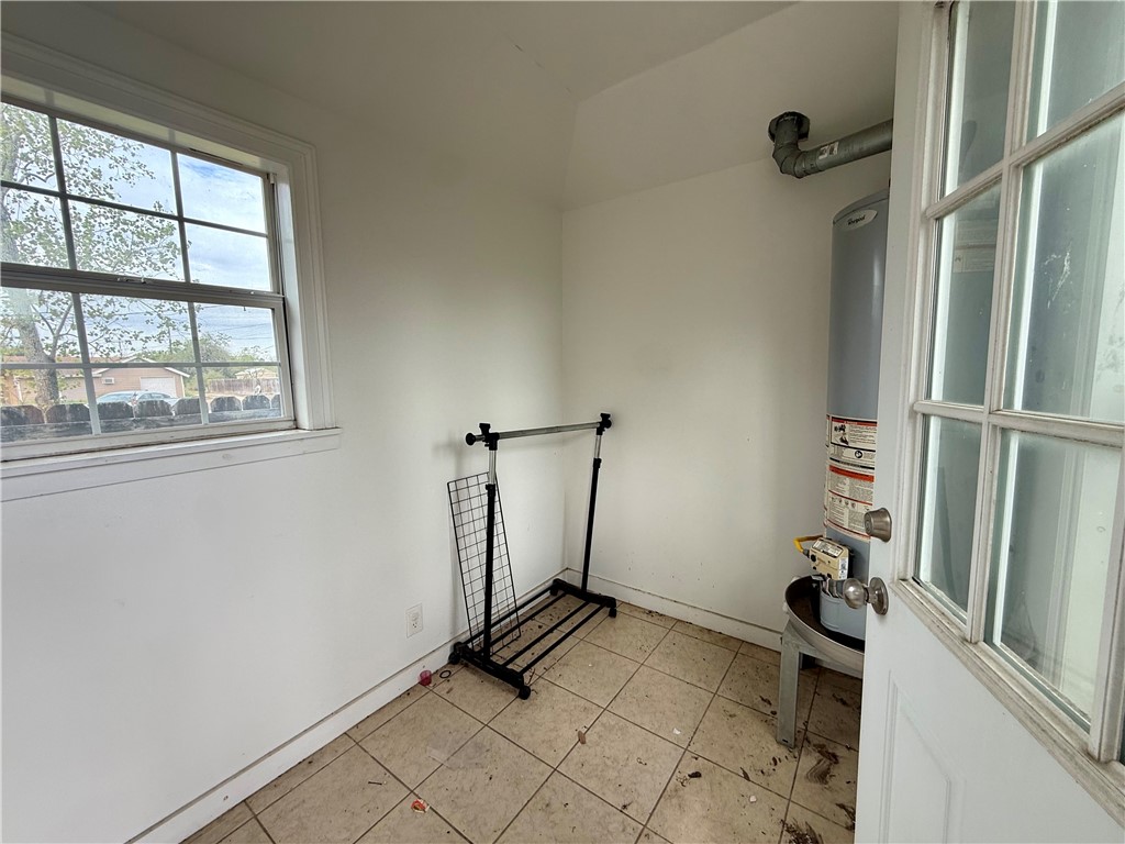 714 E Ragland Ave Property Photo 16