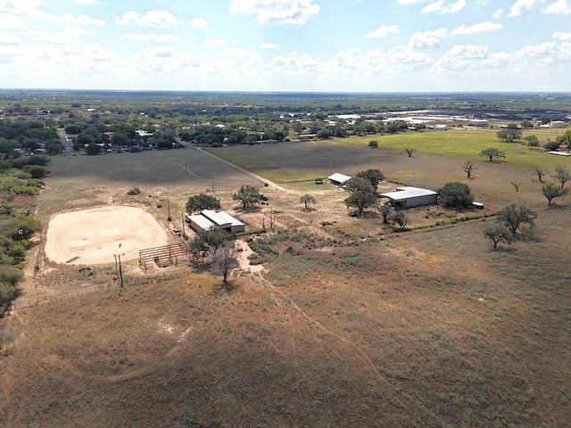 205 Western St Property Photo 2