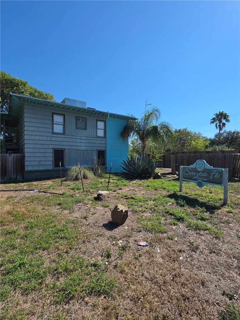 3120 Santa Fe St 20 Property Photo 1