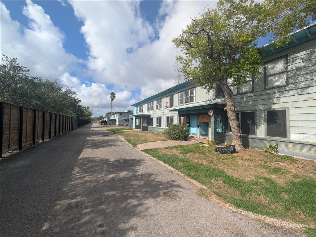 3120 Santa Fe St 20 Property Photo 2