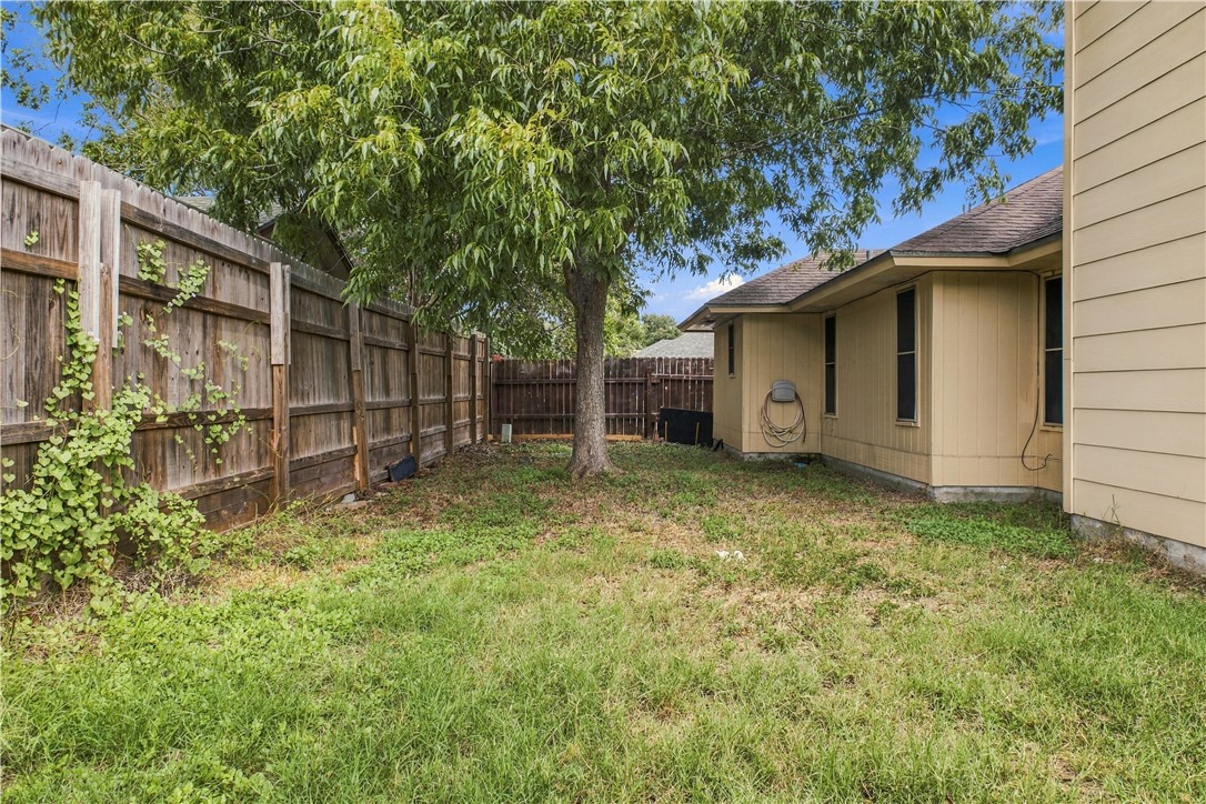 7013 Glasgow Dr Property Photo 23