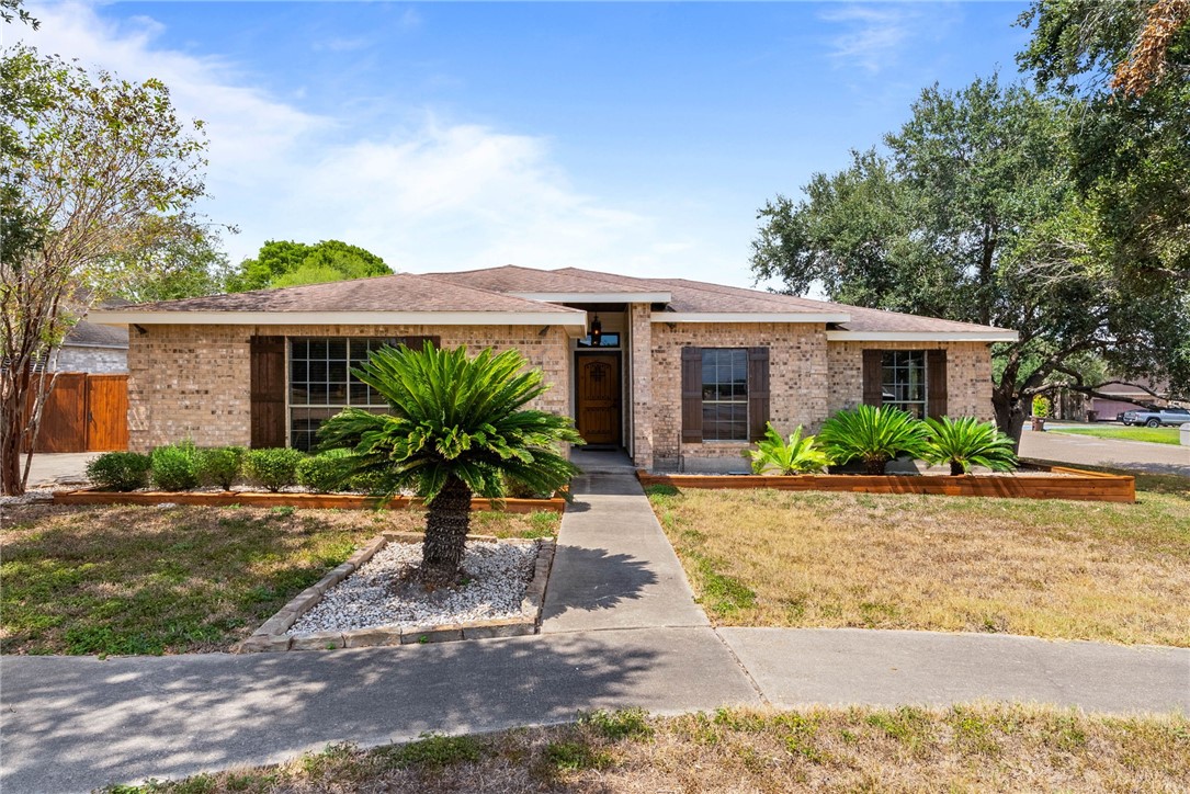 5409 Ash Creek Property Photo 1