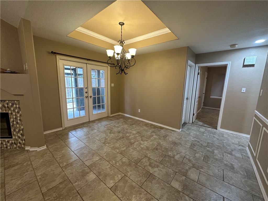 4525 Wapentate Dr Property Photo 7