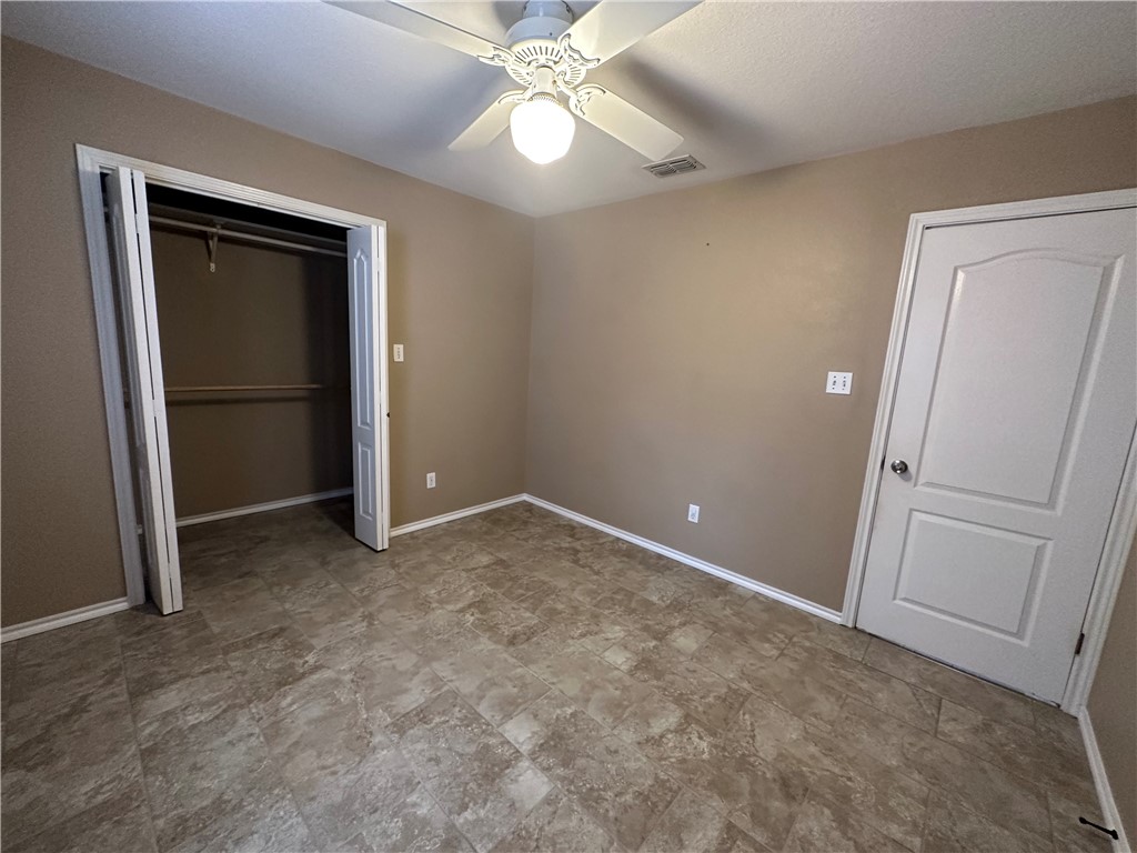 4525 Wapentate Dr Property Photo 8