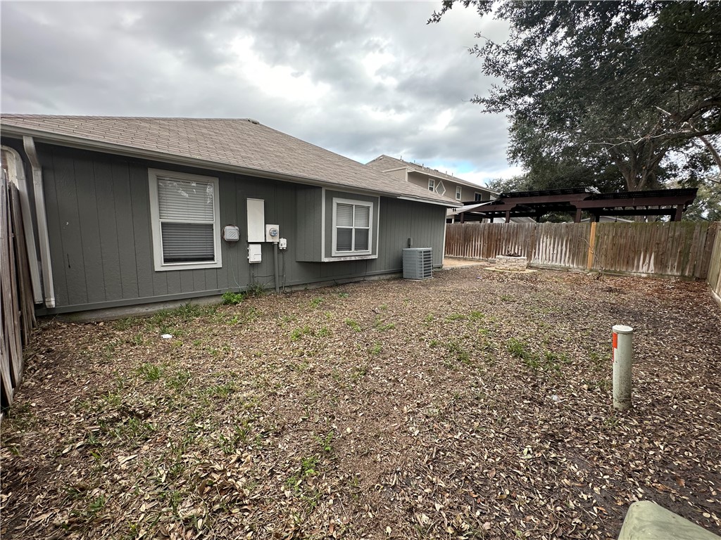 4525 Wapentate Dr Property Photo 17
