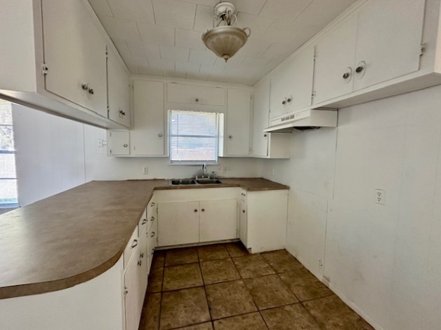 1907 S Tyler St Property Photo 6