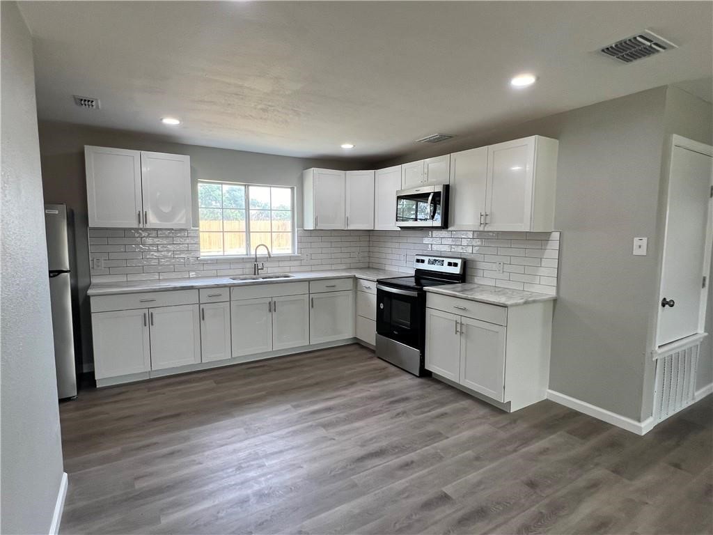 3025 Bimini Dr Property Photo 4